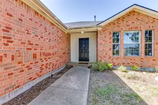 2018 Gardenia Dr, Forney, TX 75126 - Photo 2