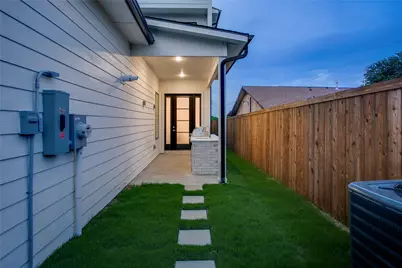 2313 S Vernon Avenue, Dallas, TX 75224 - Photo 38