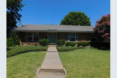2445 Eastbrook Drive, Mesquite, TX 75150 - Photo 2