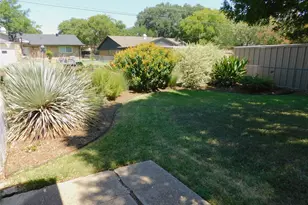 2445 Eastbrook Dr, Mesquite, TX 75150 - Photo 22