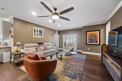 1735 Wittington Place #3207, Farmers Branch, TX 75234 - Photo 8