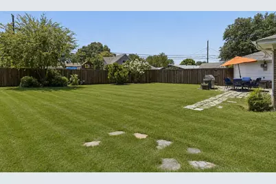 909 Sandalwood Avenue, Richardson, TX 75080 - Photo 24