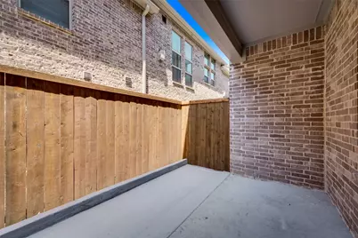 104 Harwood Drive, Lewisville, TX 75067 - Photo 30