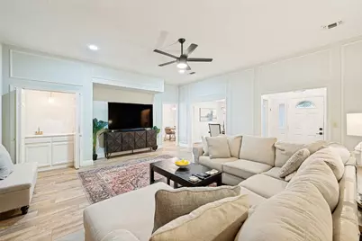 3823 Rochelle Drive, Arlington, TX 76016 - Photo 6