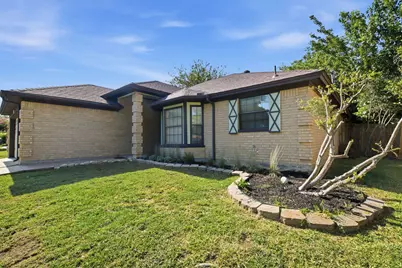 927 Freestone Drive, Arlington, TX 76017 - Photo 4