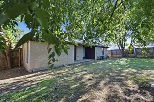 927 Freestone Dr, Arlington, TX 76017 - Photo 32
