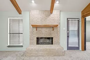 927 Freestone Dr, Arlington, TX 76017 - Photo 8