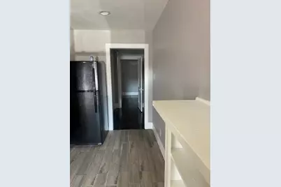 402 Graham Avenue, Dallas, TX 75223 - Photo 4