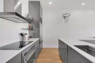 2200 Victory Ave, Dallas, TX 75219 - Photo 4