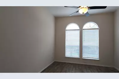 2304 Hayes Street, McKinney, TX 75071 - Photo 6