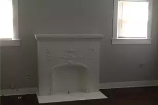 442 W Suffolk Ave, Dallas, TX 75208 - Photo 2