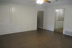 912 Shell Ct, Bedford, TX 76022 - Photo 2