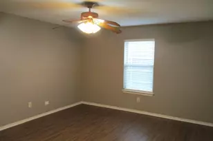 912 Shell Ct, Bedford, TX 76022 - Photo 6