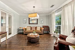 6347 Chesley Ln, Dallas, TX 75214 - Photo 2