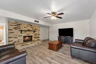 3321 Edgecliff Dr, Garland, TX 75043 - Photo 8