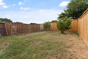 3321 Edgecliff Dr, Garland, TX 75043 - Photo 20