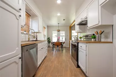 1521 Augusta Road, Benbrook, TX 76126 - Photo 8