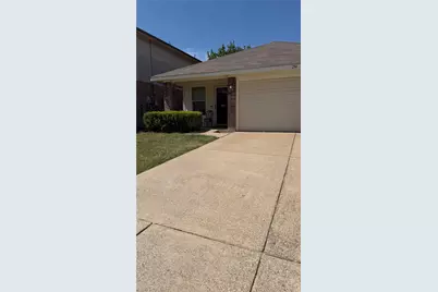 254 Cliff Heights Circle, Dallas, TX 75241 - Photo 2
