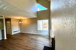 9807 Walnut St, Dallas, TX 75243 - Photo 10