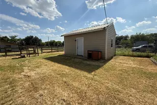 1009 W 7th St, Justin, TX 76247 - Photo 6