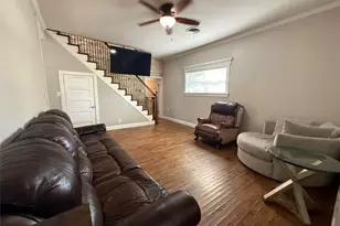1009 W 7th St, Justin, TX 76247 - Photo 12