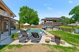 3801 Quail Run, Granbury, TX 76049 - Photo 4