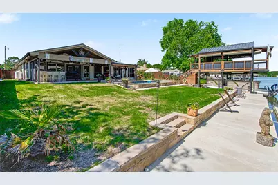 3801 Quail Run, Granbury, TX 76049 - Photo 1