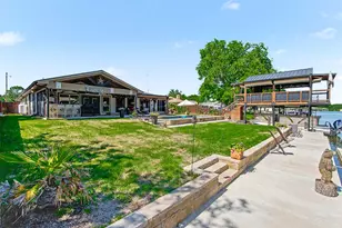 3801 Quail Run, Granbury, TX 76049 - Photo 1