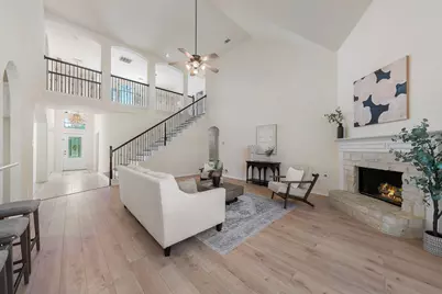 5207 W Cove Way, Grand Prairie, TX 75052 - Photo 14