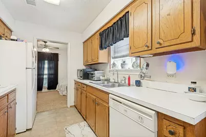 6700 Sayle Street, Greenville, TX 75402 - Photo 10