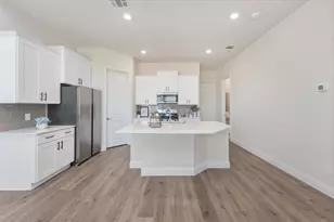 4550 Community Ct, Plano, TX 75024 - Photo 6