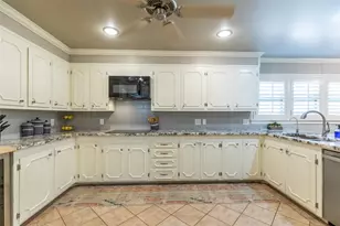 1518 Elmwood Dr, Abilene, TX 79605 - Photo 8