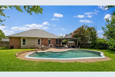 6705 Fair Oaks Drive, North Richland Hills, TX 76182 - Photo 32