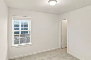 817 Jamie Dr, Grand Prairie, TX 75052 - Photo 14