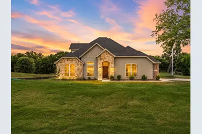 155 Rj Smith Drive, Boyd, TX 76023 - Photo 1