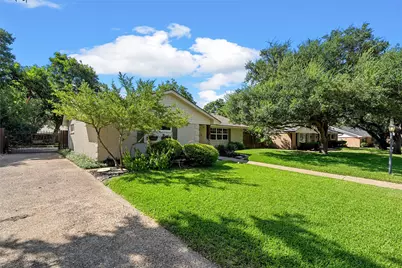 5306 Lake Crest Drive, Waco, TX 76710 - Photo 2