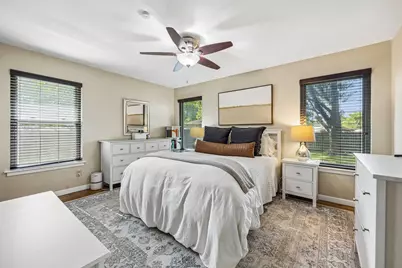 809 Brookhurst Drive, Dallas, TX 75218 - Photo 12