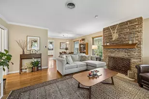 809 Brookhurst Dr, Dallas, TX 75218 - Photo 4