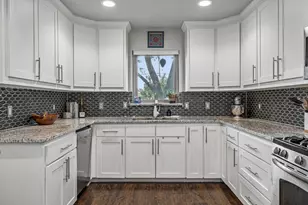 809 Brookhurst Dr, Dallas, TX 75218 - Photo 10