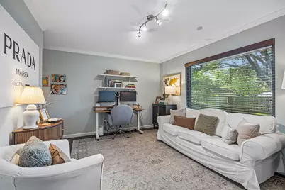 809 Brookhurst Drive, Dallas, TX 75218 - Photo 20