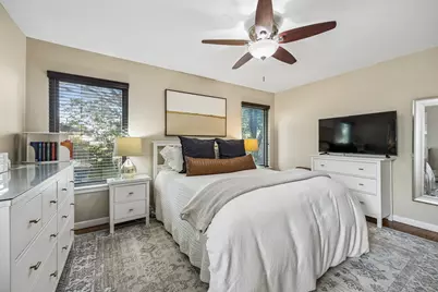 809 Brookhurst Drive, Dallas, TX 75218 - Photo 14