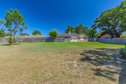 5504 Glenlivet Place, Greenville, TX 75402 - Photo 14