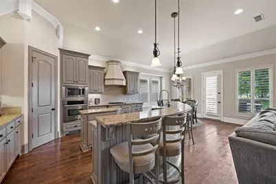 121 Montgomery Drive, Keller, TX 76248 - Photo 6