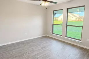 1013 Abbie Ruth Ct, Springtown, TX 76082 - Photo 22