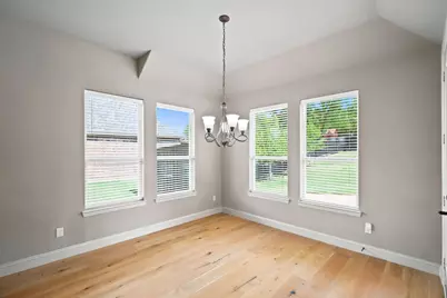 317 Landview Drive, Burleson, TX 76028 - Photo 10