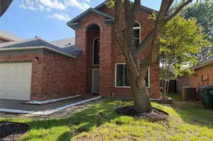 1905 Barrens Cir, Flower Mound, TX 75028 - Photo 2