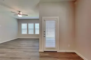 105 Rutland Ct, Saginaw, TX 76179 - Photo 4