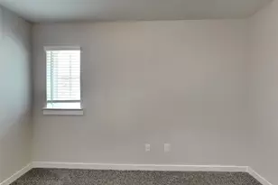105 Rutland Ct, Saginaw, TX 76179 - Photo 10
