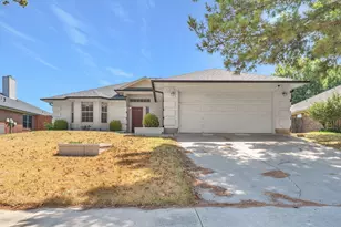 691 N Montana Ct, Keller, TX 76248 - Photo 2