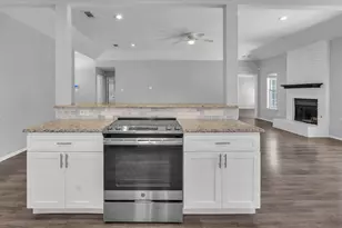 691 N Montana Ct, Keller, TX 76248 - Photo 8